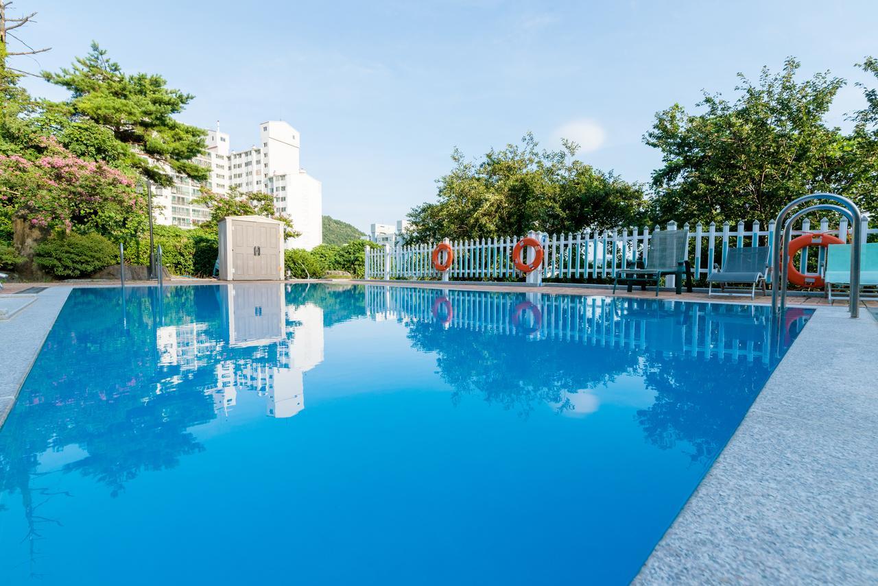 Home Fourest Resort Кодже Экстерьер фото