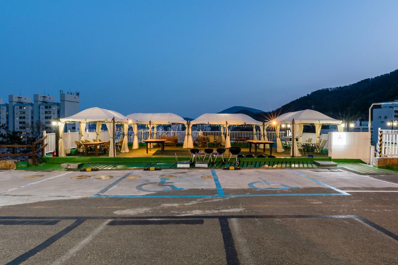 Home Fourest Resort Кодже Экстерьер фото