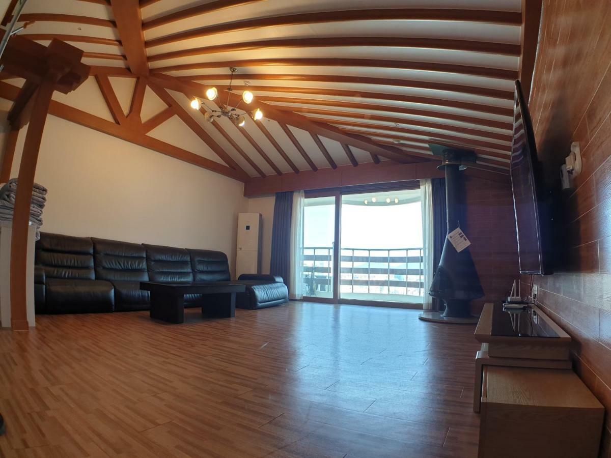 Home Fourest Resort Кодже Экстерьер фото